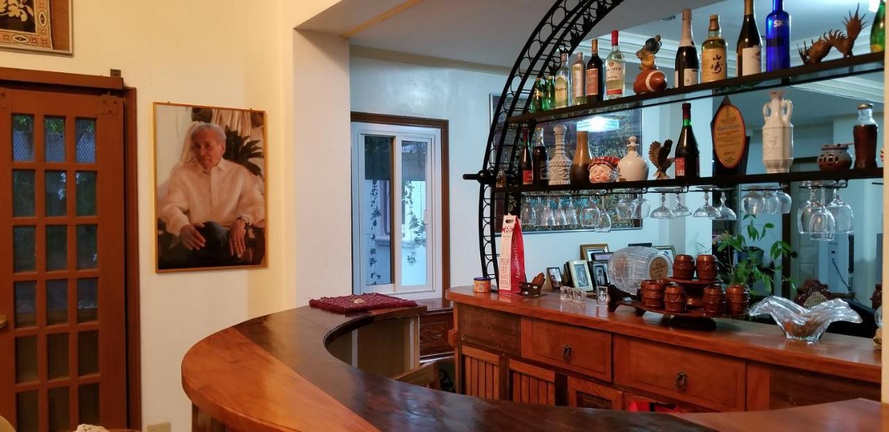 Buenavista Family Inn Tagudin Luaran gambar