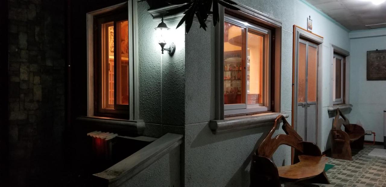 Buenavista Family Inn Tagudin Luaran gambar