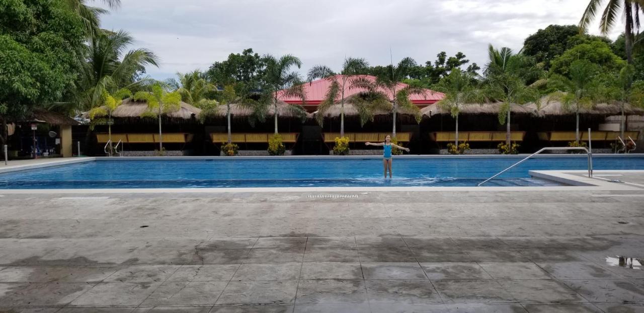 Buenavista Family Inn Tagudin Luaran gambar