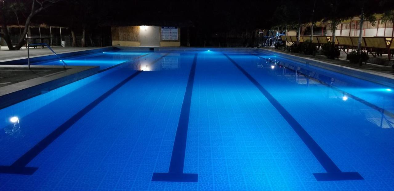 Buenavista Family Inn Tagudin Luaran gambar