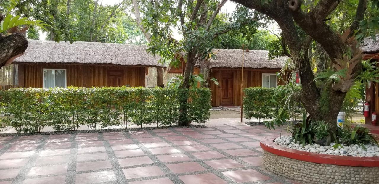 Buenavista Family Inn Tagudin Luaran gambar