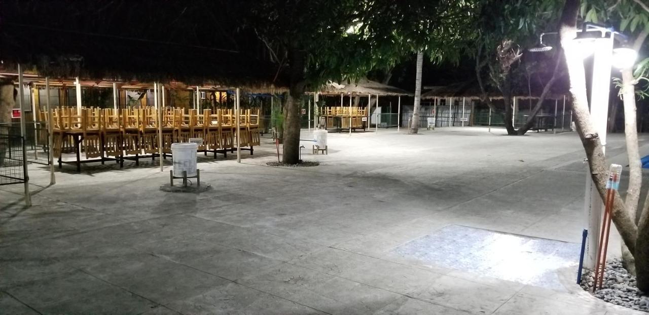Buenavista Family Inn Tagudin Luaran gambar